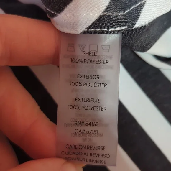 KARL LAGERFELD Women's Soft Long Sleeve Stripe Everyday Fashion Sport Blouse 2XL - Picture 10 of 10